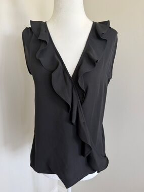 INC Women’s Black Ruffle V-Neck Sleeveless Top size Xs